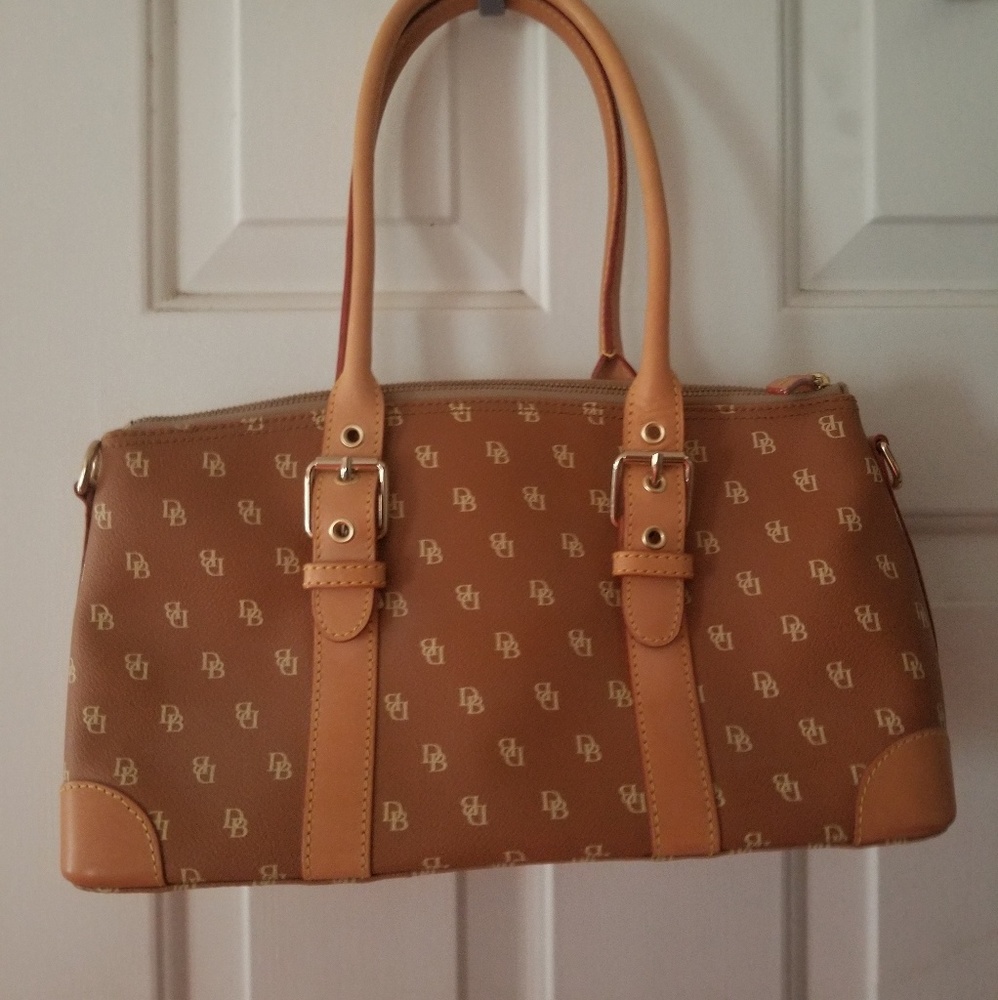 Dooney n Bourke Bag new without tags